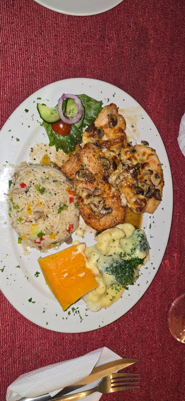 Bello Cibo Italian Restaurant Oudtshoorn Chicken Dish